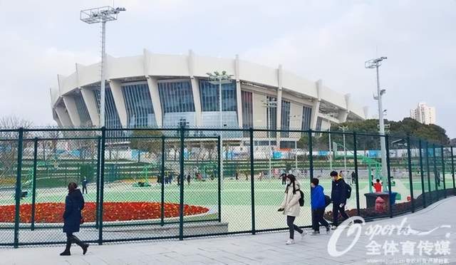 九游app：除了“体育大年”2024体育产业还能怎么玩？(图3)