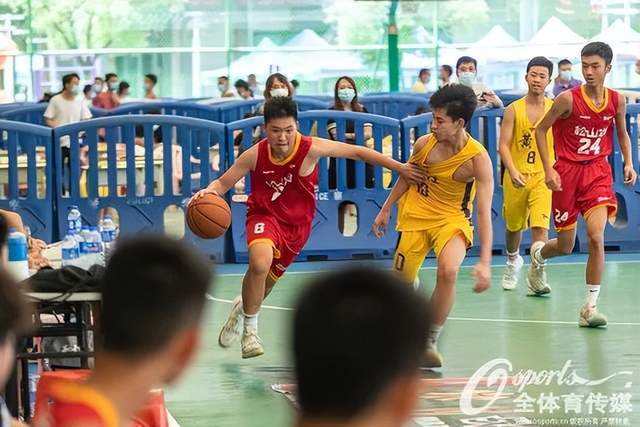 九游app：除了“体育大年”2024体育产业还能怎么玩？(图6)