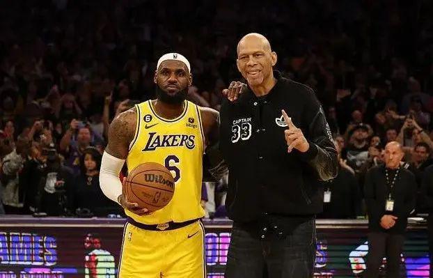 2023年NBA大事件回顾：詹姆斯多次上榜
