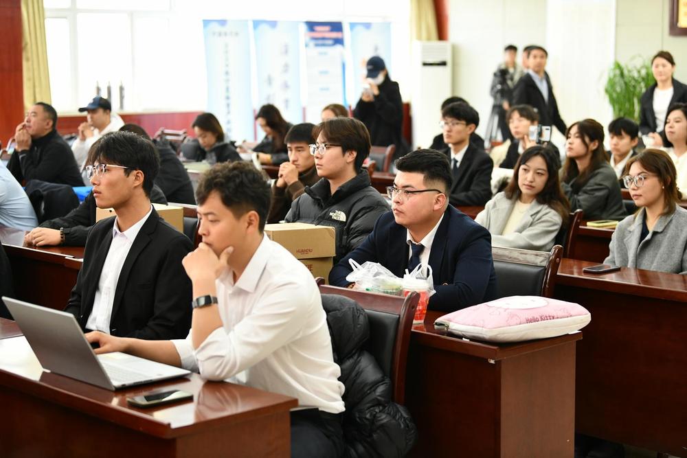 九游体育：30个参赛项目入围！2024年宁夏体育产业创新创业大赛半决赛举行(图3)