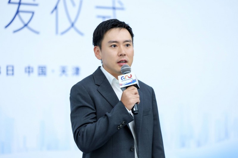 九游官网入口：高尔夫尊城市球场打造数字高尔夫新天地(图3)