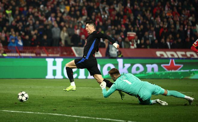 5-2！莱万双响欧冠射手王神锋比肩梅西巴萨双线狂奔