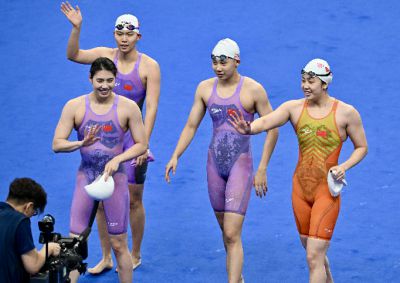 1分01秒20强势夺冠！20岁天才少女状态火热中国游泳迎新天才(图2)