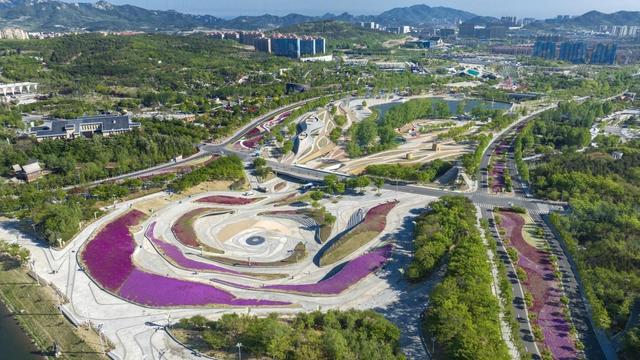 “新质”奔涌青岛亿联集团如何逐浪新时代？(图3)