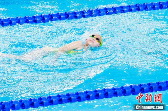 “国家奥体杯”青少年游泳冠军赛开赛(图2)