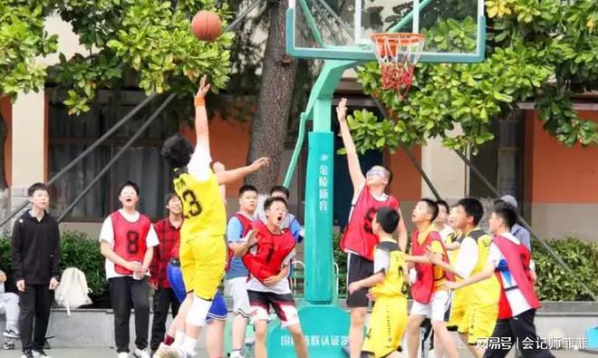 九游官网入口：体育风云：近期热门赛事与重大事件全览(图2)