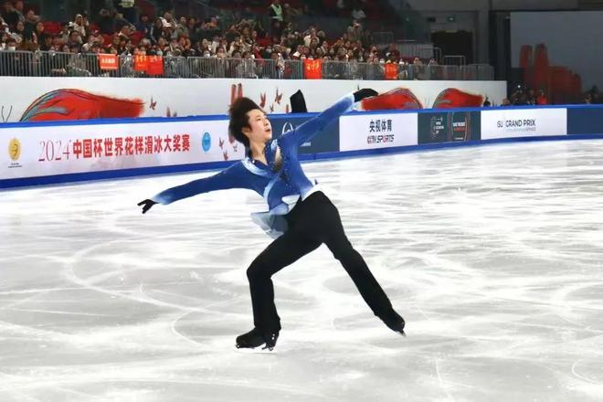 冰雪头条：2024中国杯世界花样滑冰大奖赛在重庆开幕(图6)