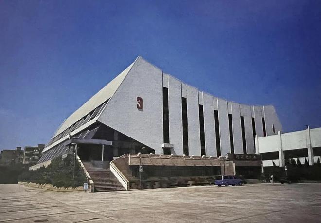 跟着地图去打卡｜老场馆激发新活力——杨浦区体育活动中心