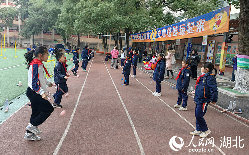 九游官网入口：武汉：中小学从“成绩优先”向“健康优先”回归