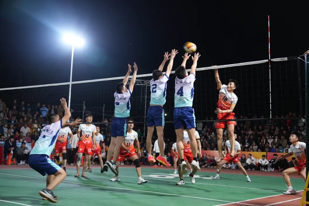 中国龙舟小镇的排球情体育梦(图3)