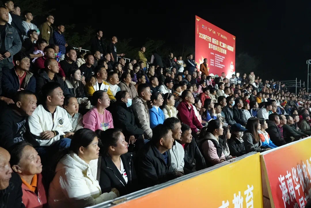 中国龙舟小镇的排球情体育梦(图2)