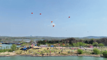 消费市场供需旺 文旅融合春潮涌——2025年清明假期经济观察(图7)