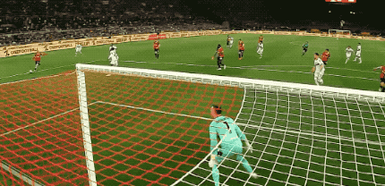 0-1！米兰双冠梦碎 博洛尼亚时隔51年再捧意杯+锁定欧联杯资格(图3)