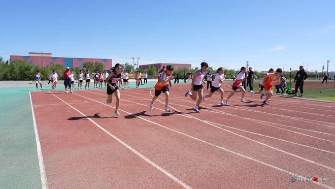 阿勒泰地区举行2025年中小学生田径运动会(图4)