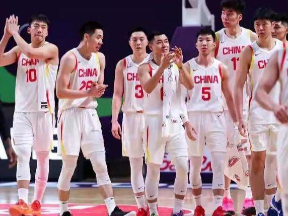 九游官网入口：王胡组合发威！中韩男篮激战79-71晋级半决赛！(图3)