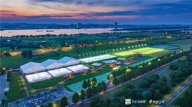 九游app：2025体育宣传月 智慧赋能 江苏体育场馆“变身”全民健身新空间(图3)