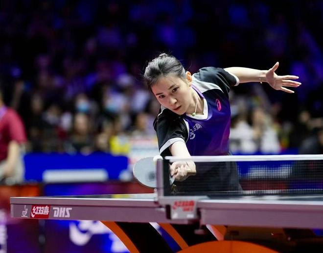 3胜1负+单打不败！中国女乒23岁第一女神崛起：当孙颖莎陪练进化(图3)