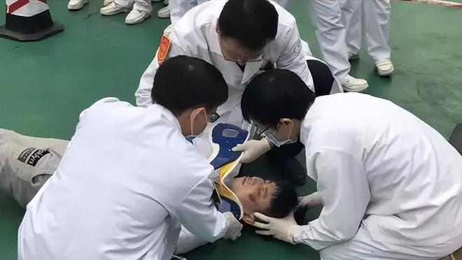 17岁初三学生宁宇华去世长得很帅是体育生妈妈透露原因太可惜(图14)