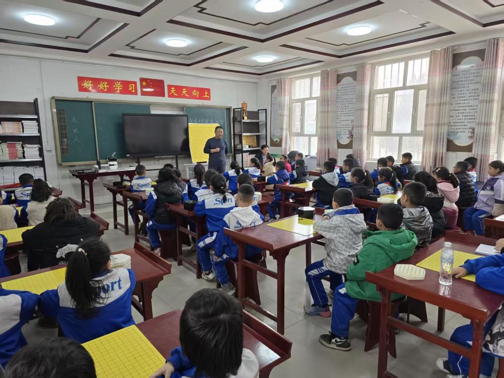 “棋心”聚力：围棋助力新疆与上海体育文化交流(图3)