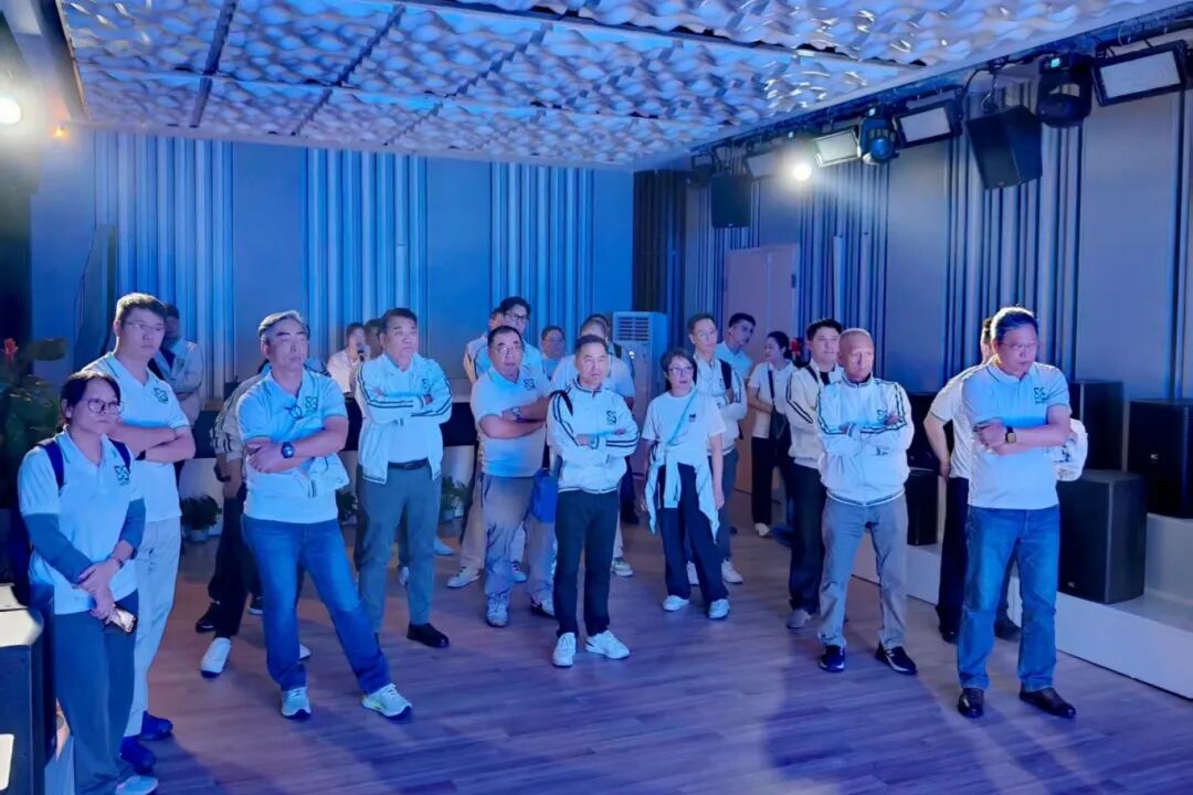 九游官网入口：澳门建筑机械工程商会会长萧东文一行莅临itc保伦股份考察交流(图8)