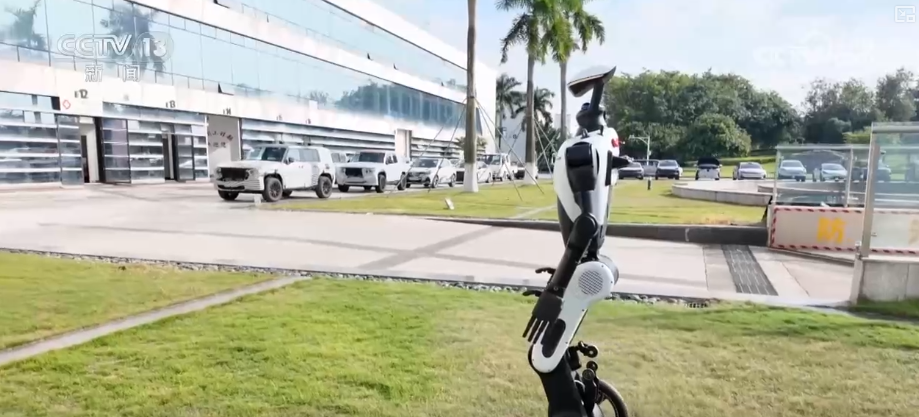 “数据+”“跨界+” 观察·汽车产业加速向新质生产力跃迁(图15)