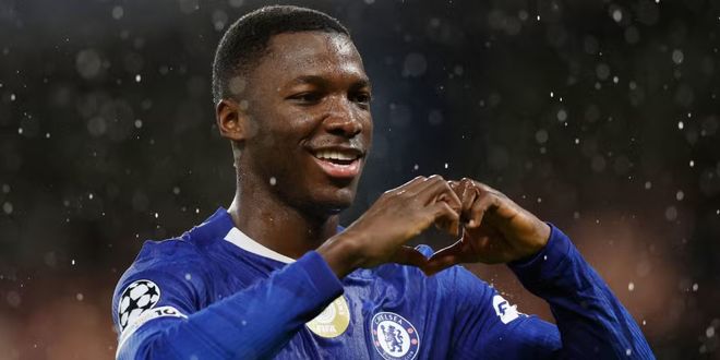 谁才是英超第一后腰？凯塞多VS赖斯数据大比拼！(图4)