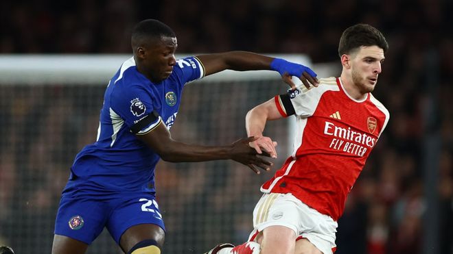 谁才是英超第一后腰？凯塞多VS赖斯数据大比拼！