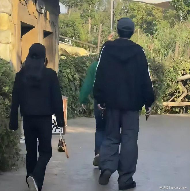 炸裂热搜！陈若琳杨旭文订婚传闻疯传细节拉满杨旭文秒甩回应(图9)