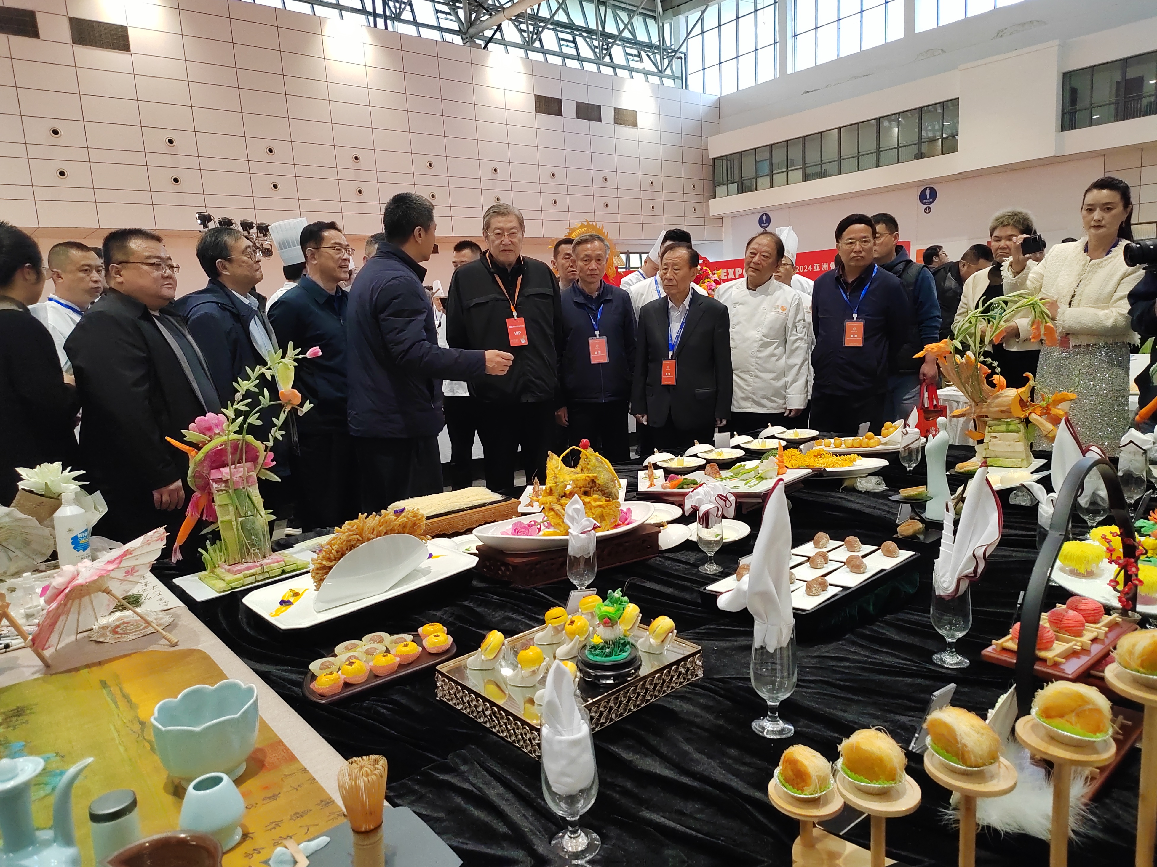 九游app：济南市技师学院闪耀ACE2024亚洲餐饮展览会(图2)