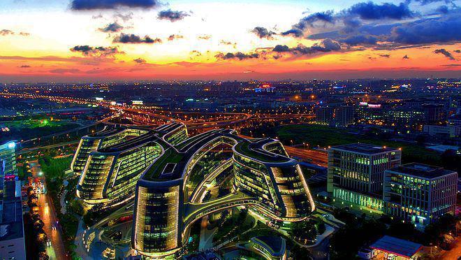 九游体育：新长宁·水韵名邸售楼处开放！亲临品鉴详询透明价格与成熟配套(图2)