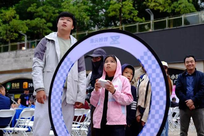 九游体育：广州：“黑科技”赋能体育新未来(图3)