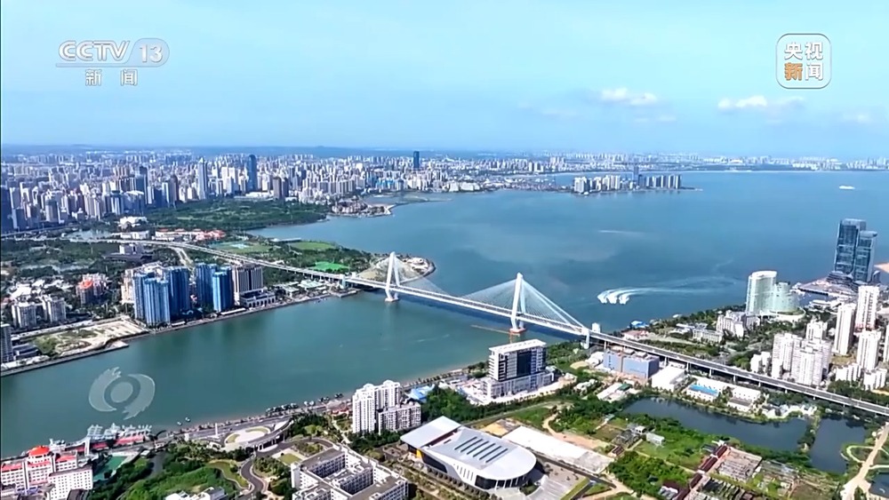 九游官网入口：焦点访谈丨2026年我国如何促消费、稳外贸、惠民生？顶层这样设计→(图5)