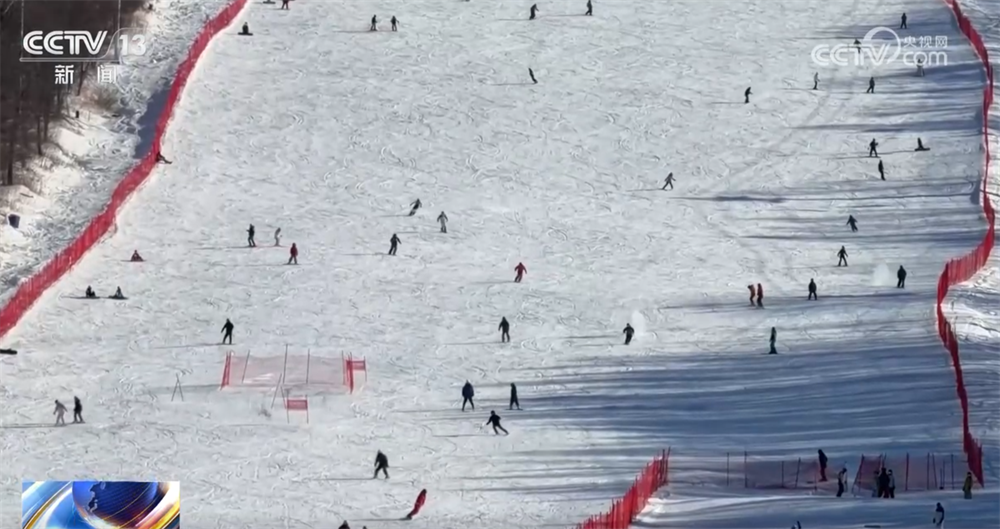 赛事火热、“南客北上”、长期参与……冰雪消费攀升实证“冰天雪地也是金山银山”(图5)