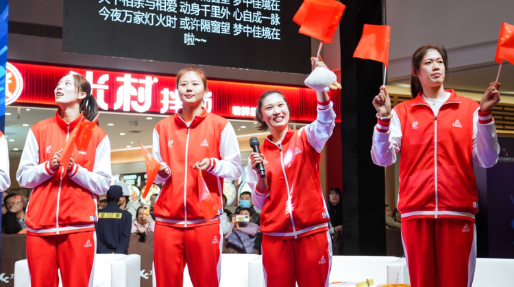 九游体育：一场比赛带火一座城 临沂缘何化身“排球名城”？(图1)