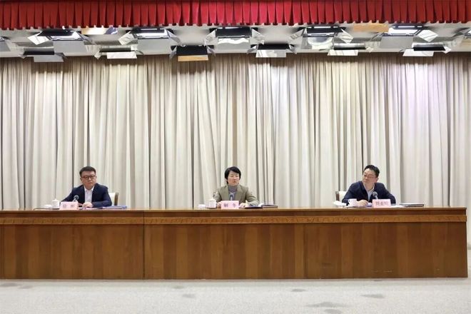 2026年上海市体育工作会议召开(图2)