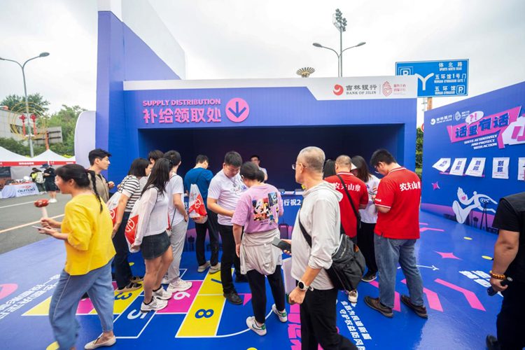 九游官网入口：森特股份跌371%成交额342亿元近3日主力净流入-534259万