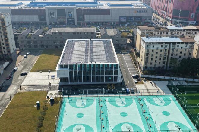 九游体育：南昌：“金角银边”建起运动角 “嵌入式”场馆催生赛事热(图1)