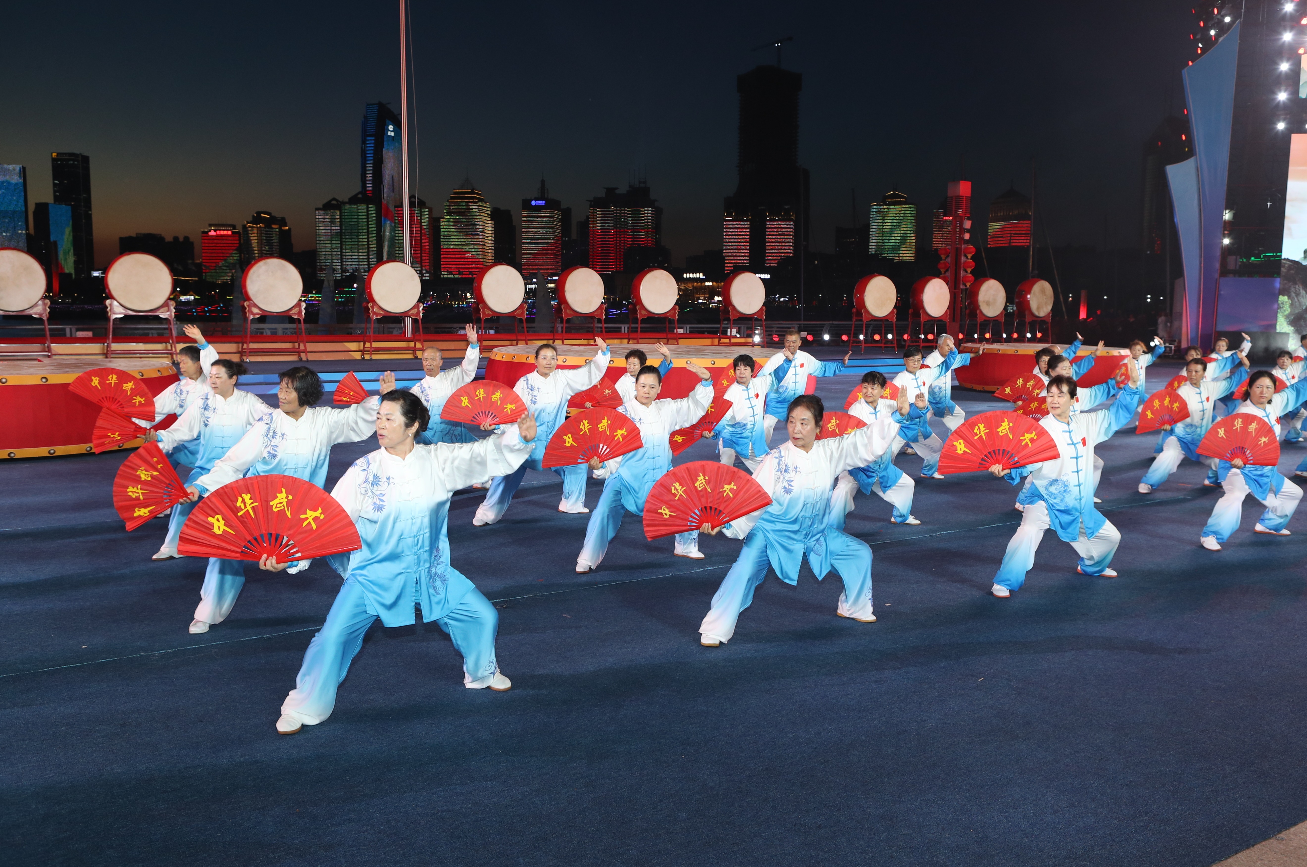 九游官网入口：第二届全国全民健身大赛在青岛正式开幕(图6)