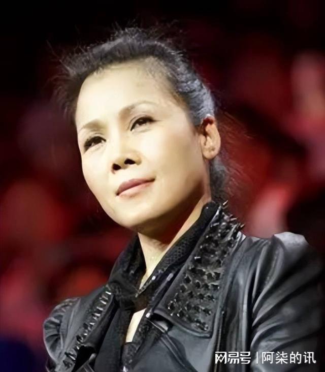 59岁的田震老公原来是我们熟悉的他如今两人定居澳洲生活惬意