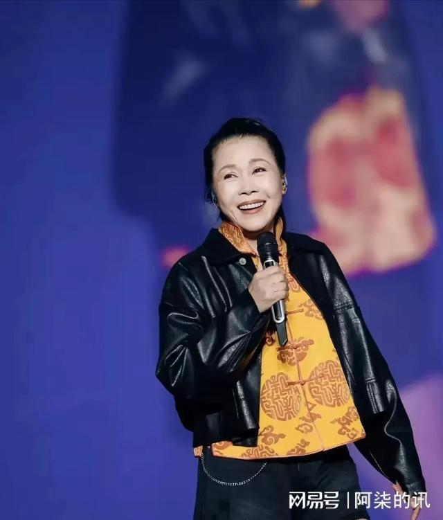 59岁的田震老公原来是我们熟悉的他如今两人定居澳洲生活惬意(图9)