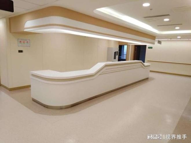 探寻高品质地面材料：橡胶地板的价值与品牌选择