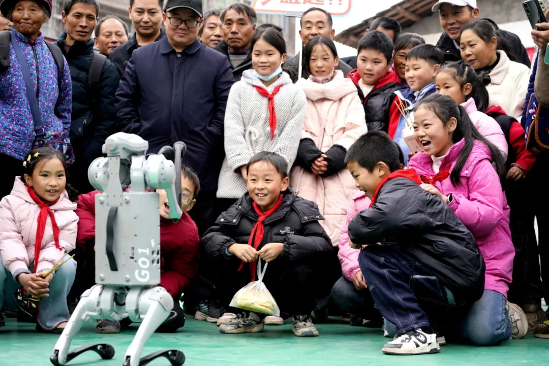 九游体育：2025年度中国基础教育十大关键词揭晓(图6)